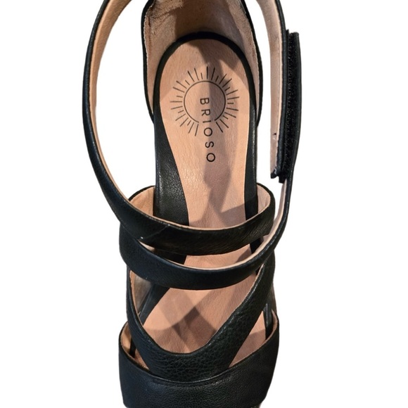 Brioso Black Women's Sandals NWT Size 8.5 - Picture 3 of 8
